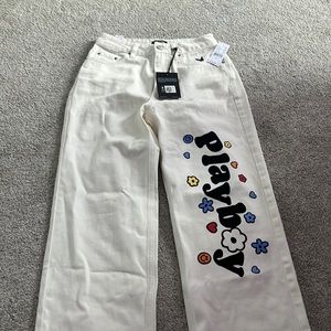 NWT - playboy cream colored jeans! - size 26